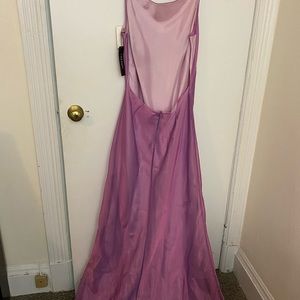 Beautiful gown! Size 14
